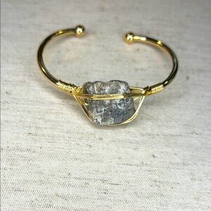 Natural stone bracelet